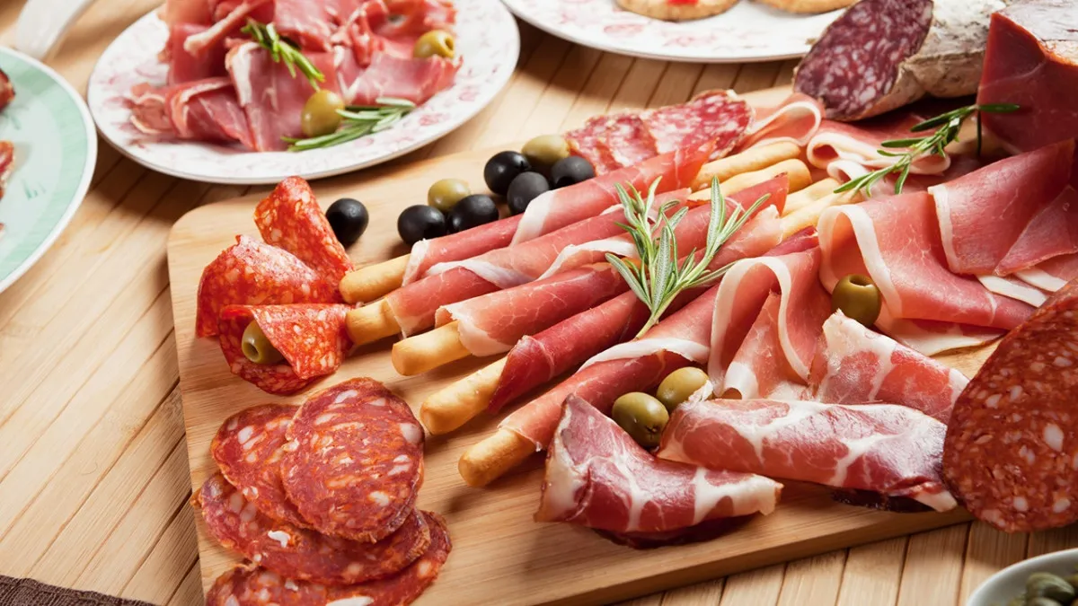 Необычные способы использования колбасы в кулинарии1721226847